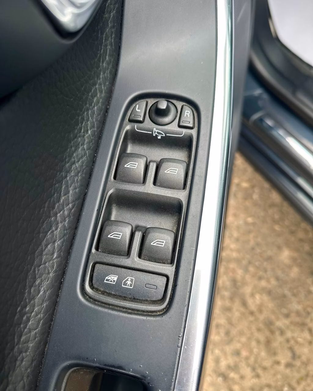 Volvo V60 фото 12