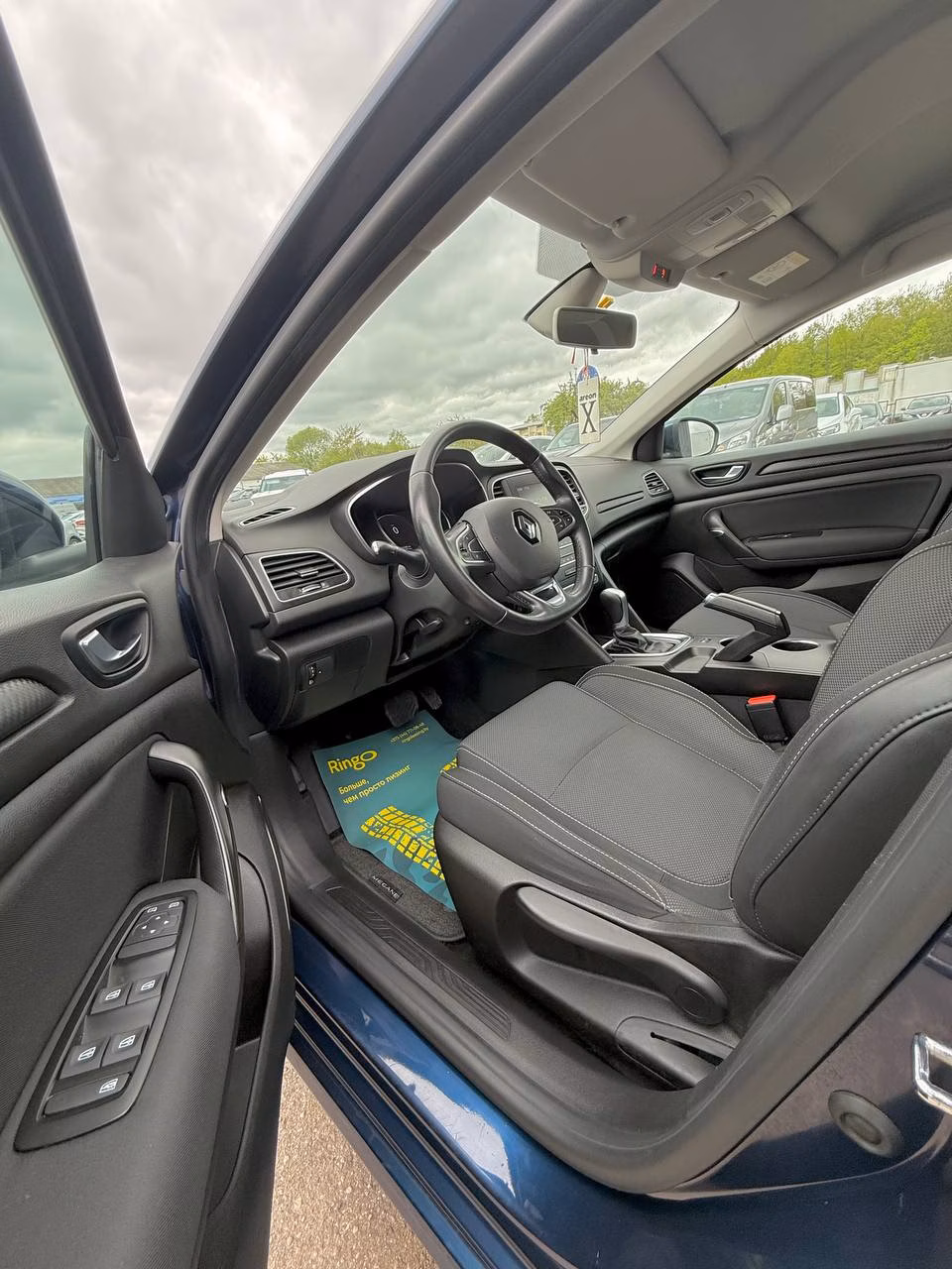 Renault Megane фото 13