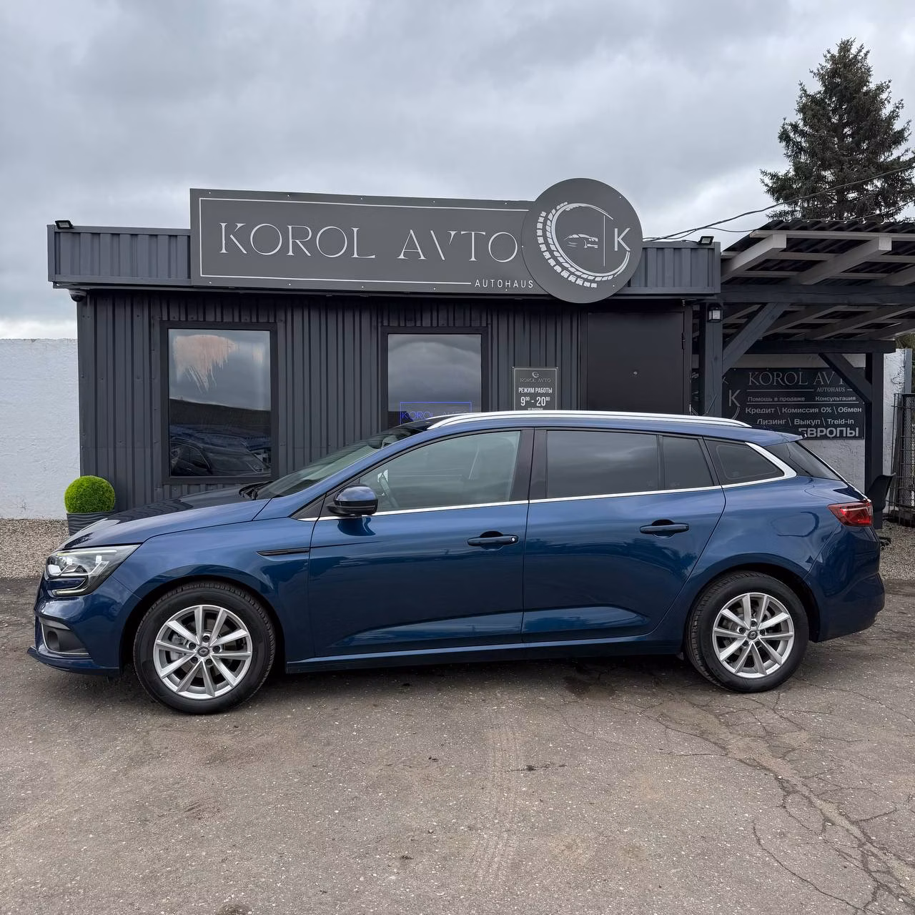 Renault Megane фото 6