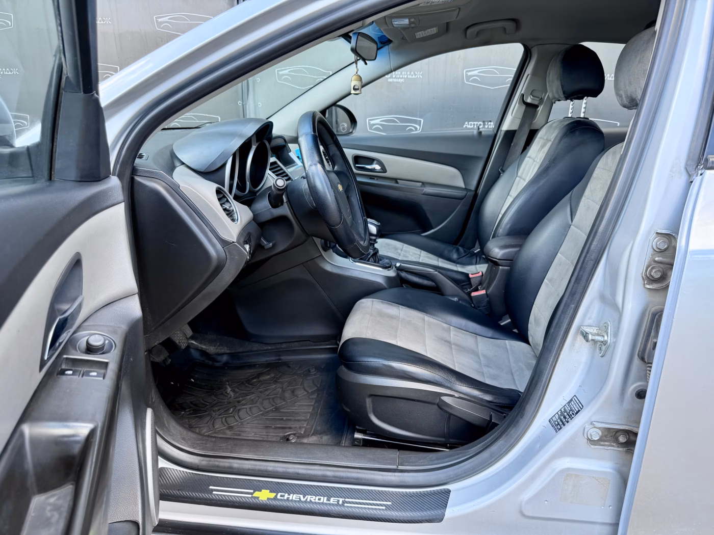 Chevrolet Cruze фото 14