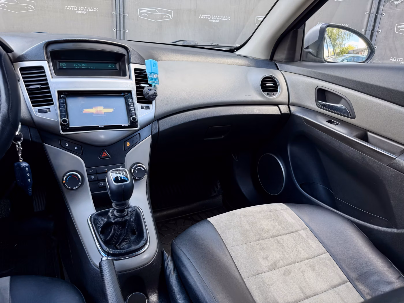 Chevrolet Cruze фото 15