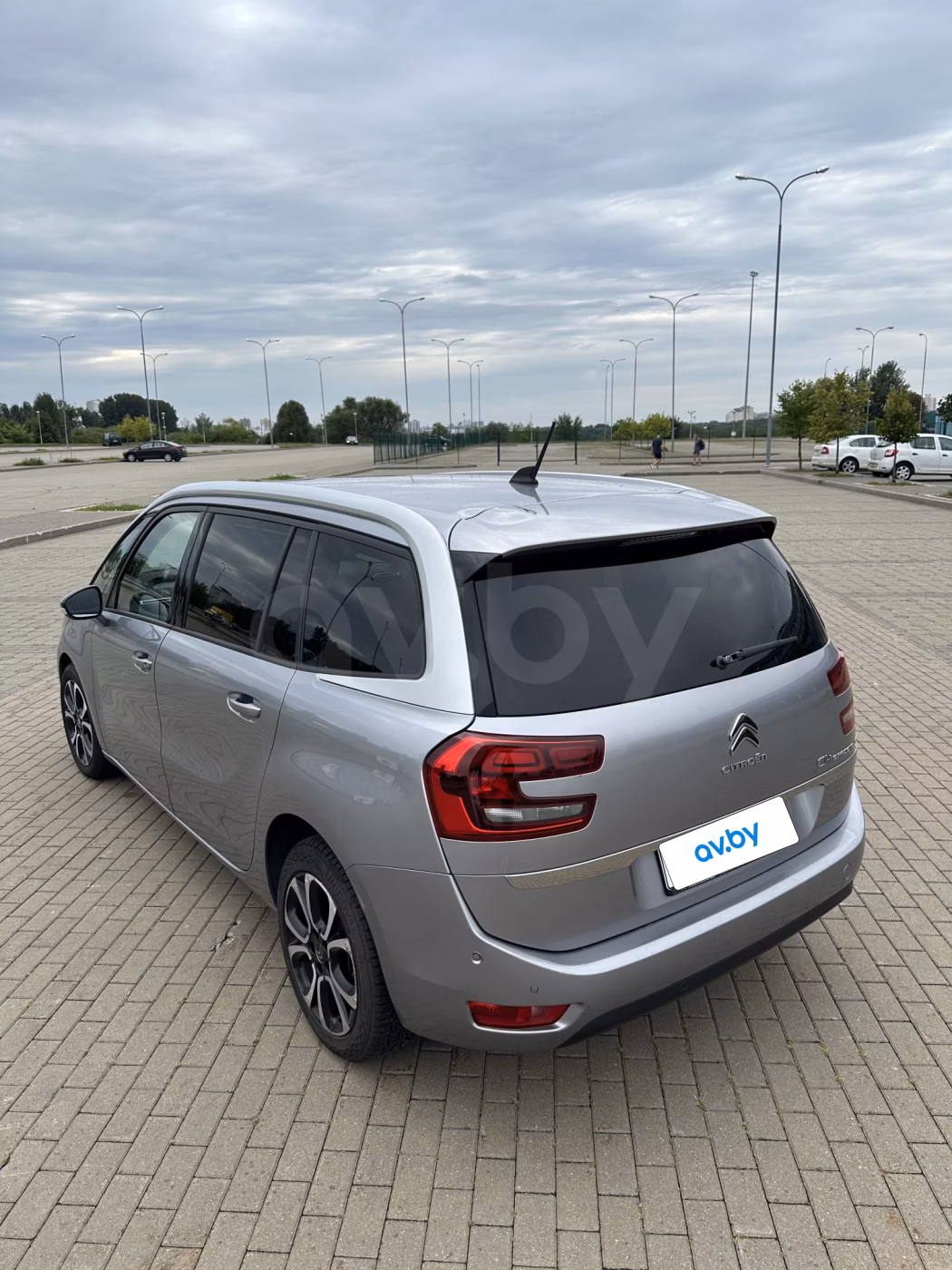 Citroen C4 Grand Spacetourer фото 3