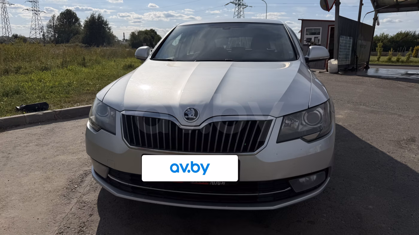 Skoda Superb фото 3
