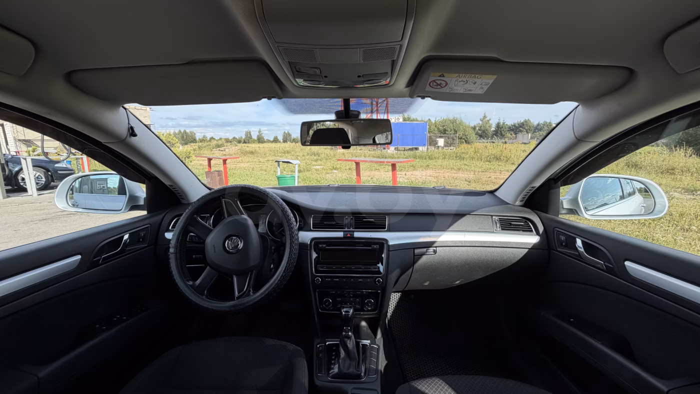 Skoda Superb фото 5