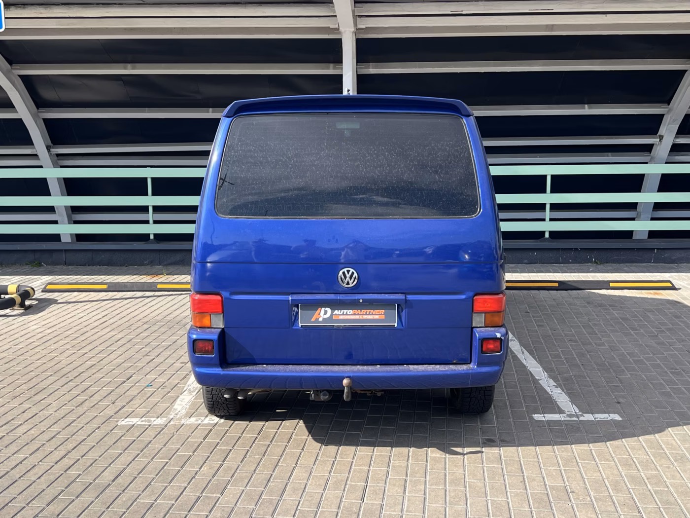 Volkswagen Caravelle фото 5