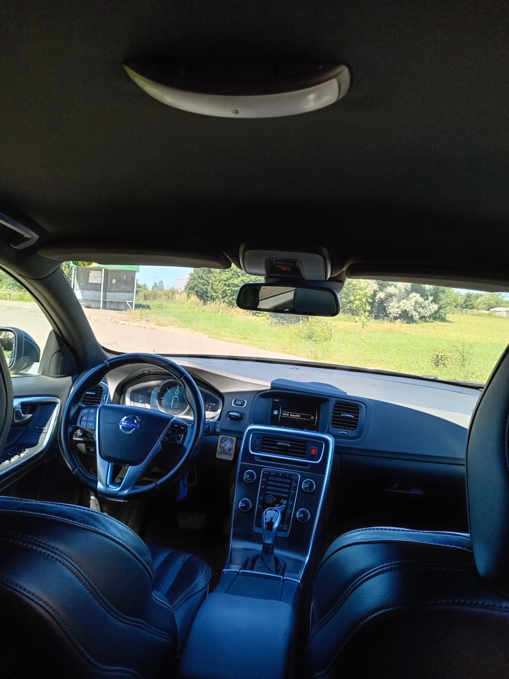 Volvo V60 фото 10