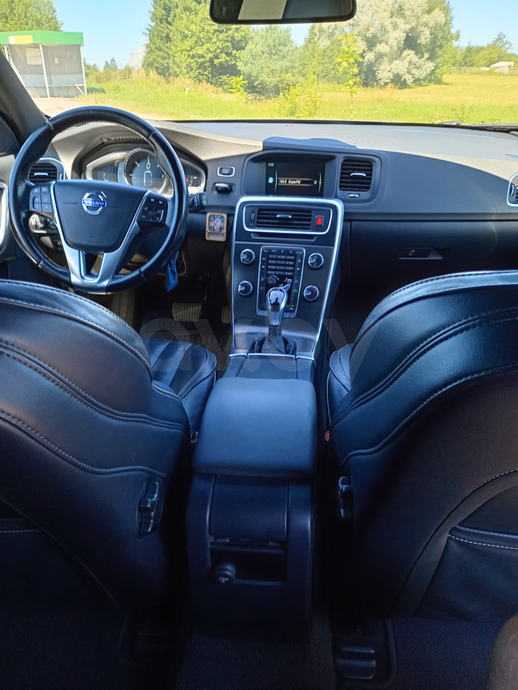 Volvo V60 фото 8