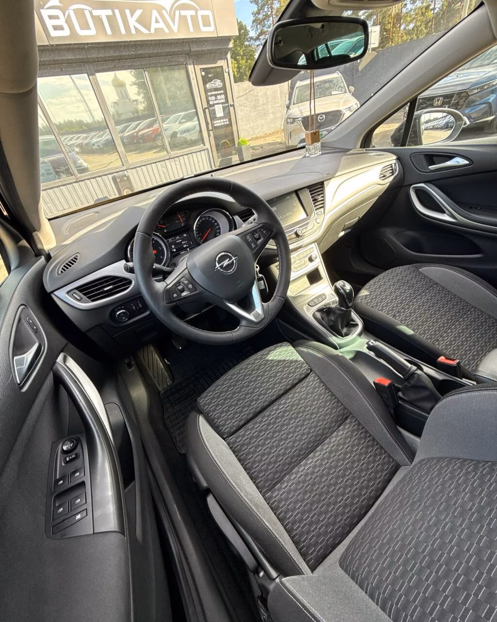 Opel Astra фото 8