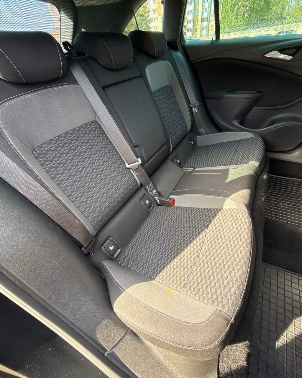 Opel Astra фото 11