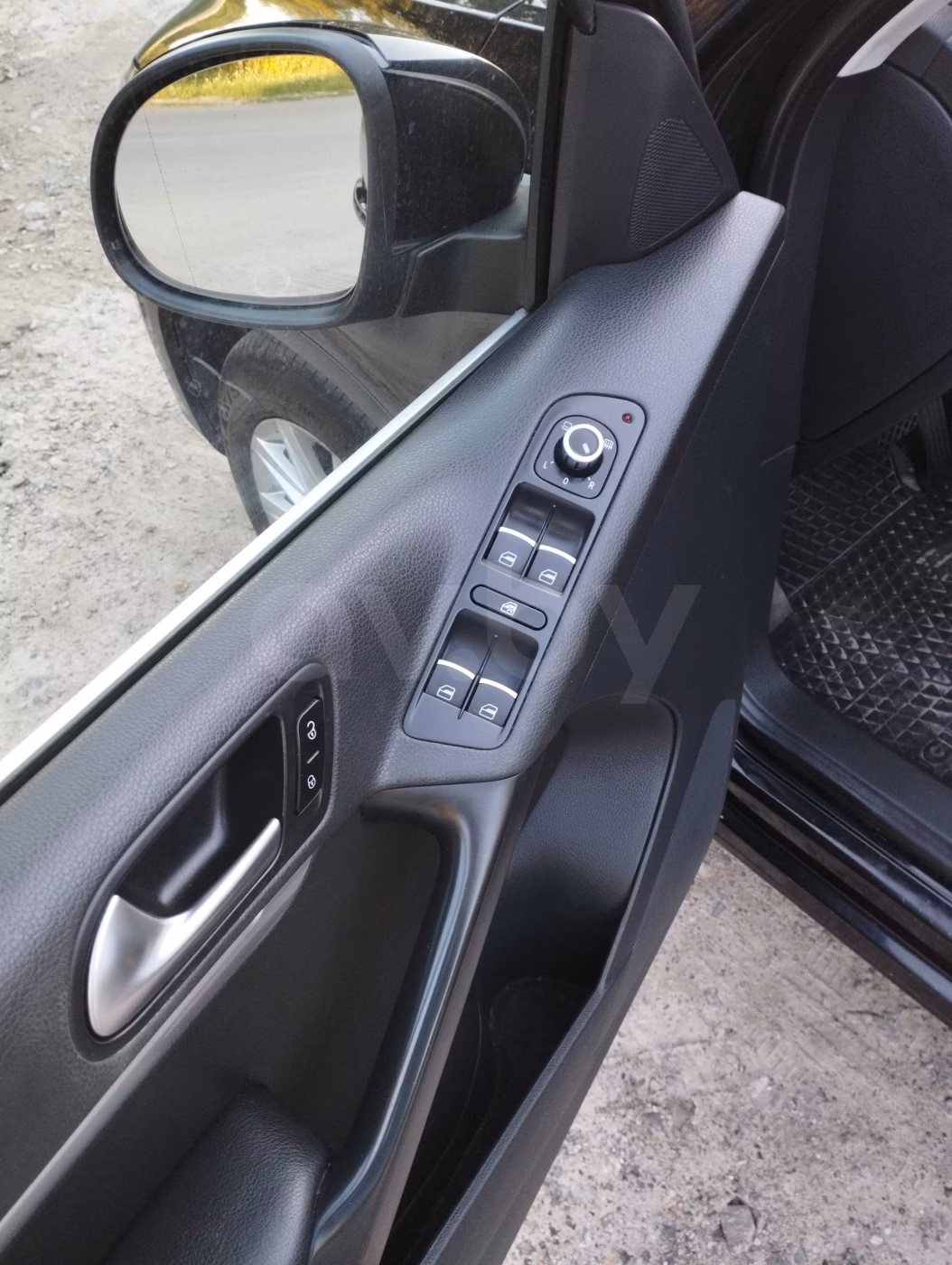 Volkswagen Tiguan фото 9