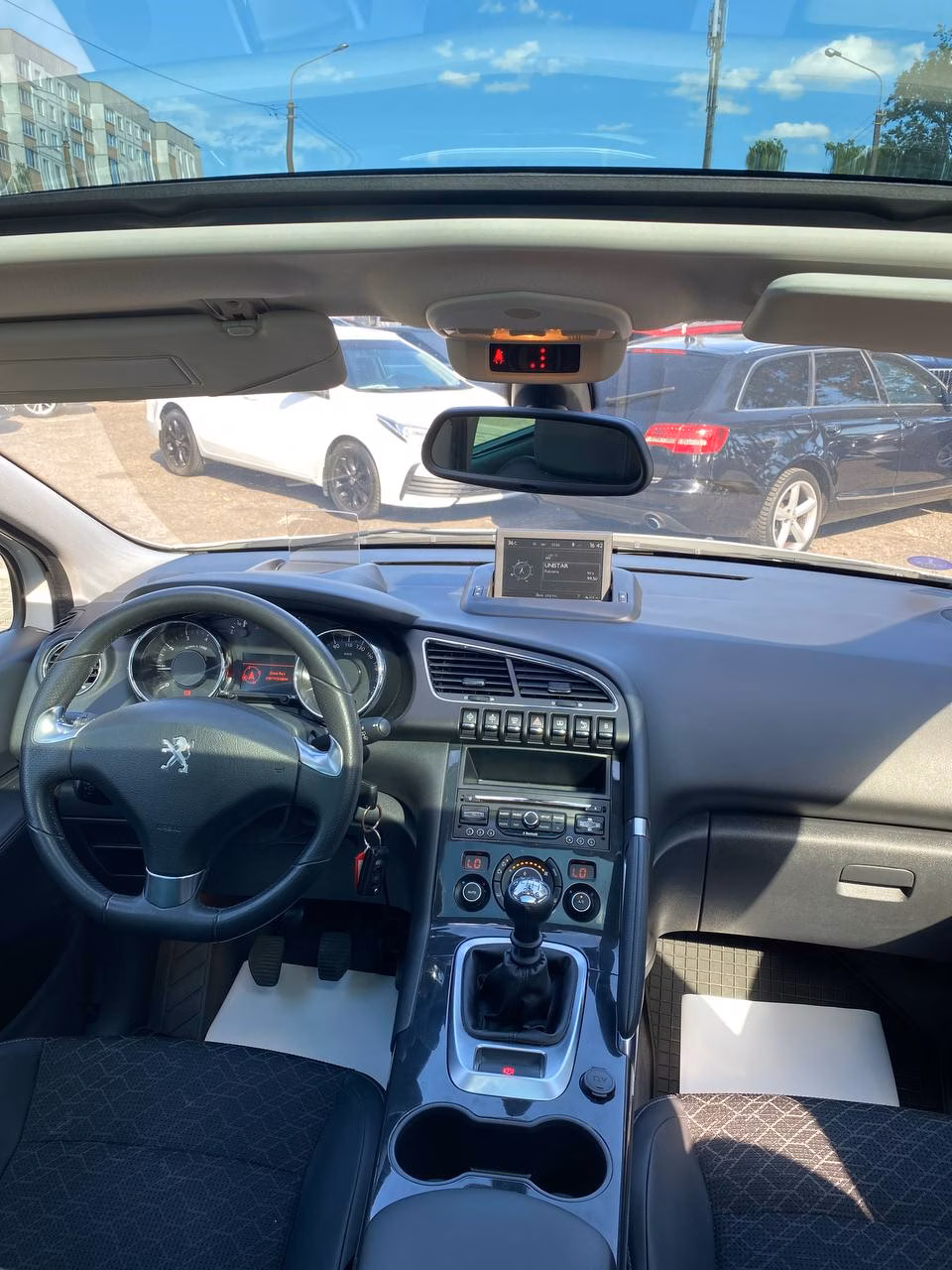 Peugeot 3008 фото 12