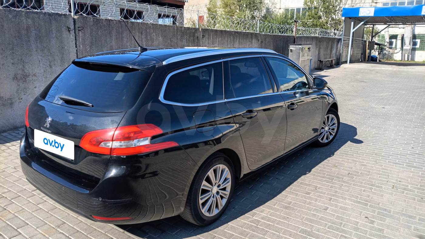 Peugeot 308 фото 6