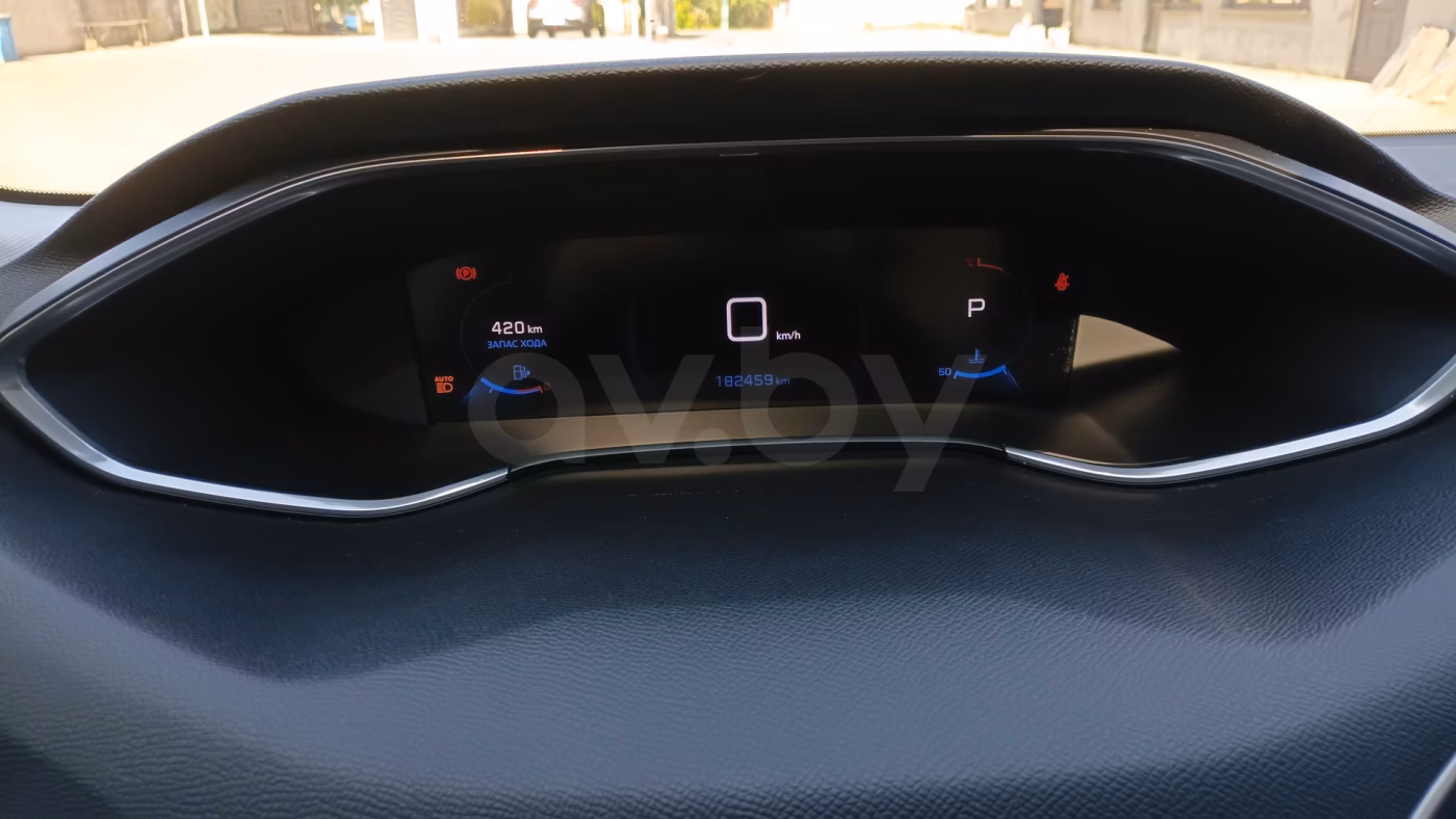 Peugeot 308 фото 10