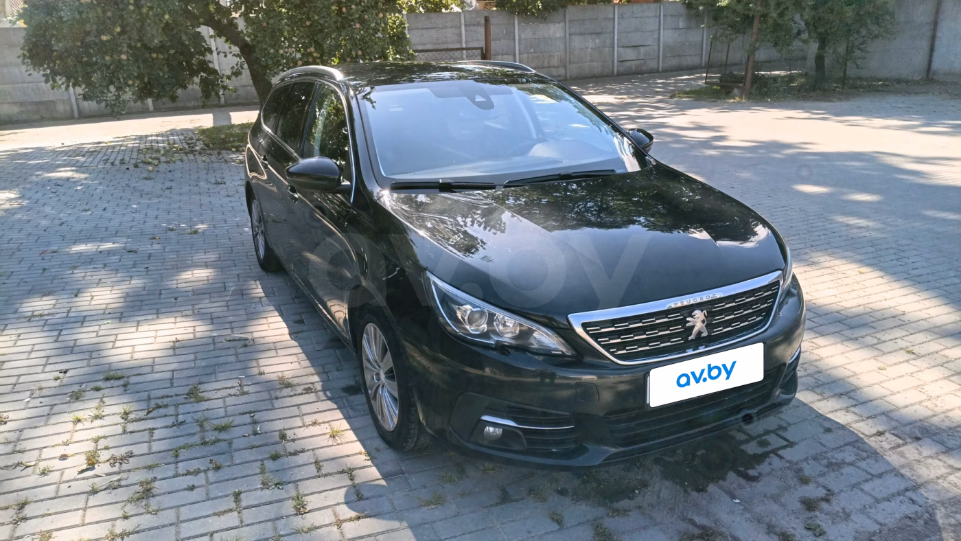 Peugeot 308 фото 2