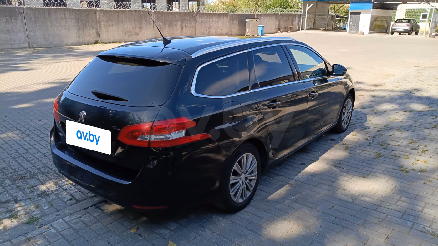 Peugeot 308 фото 12