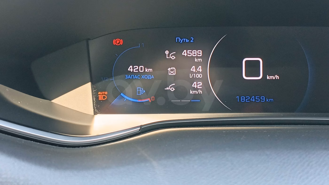 Peugeot 308 фото 7