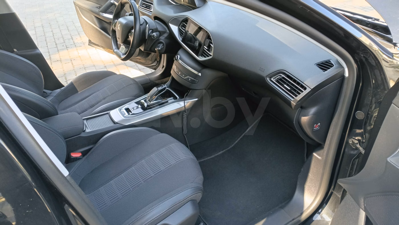 Peugeot 308 фото 16