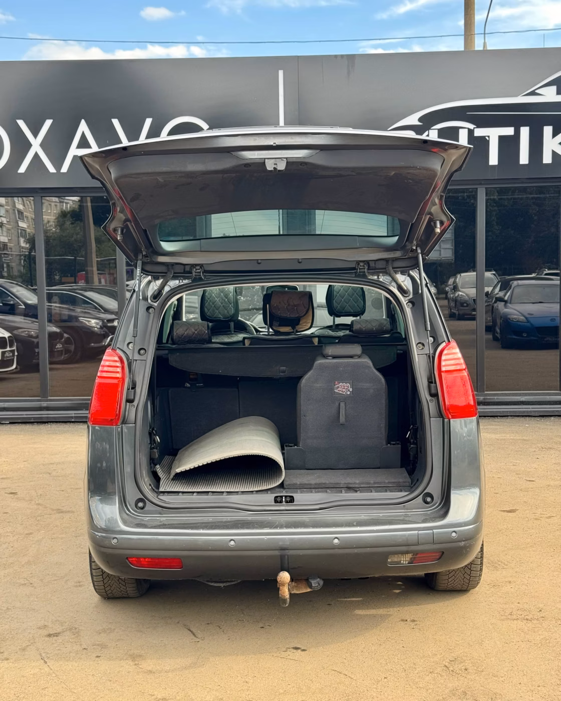 Peugeot 5008 фото 12