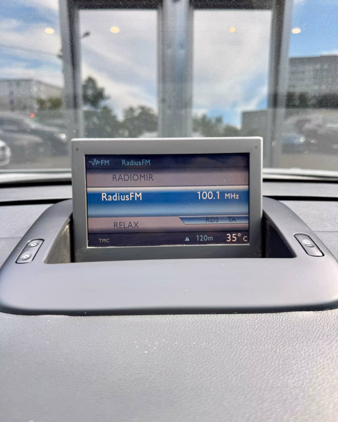 Peugeot 5008 фото 16