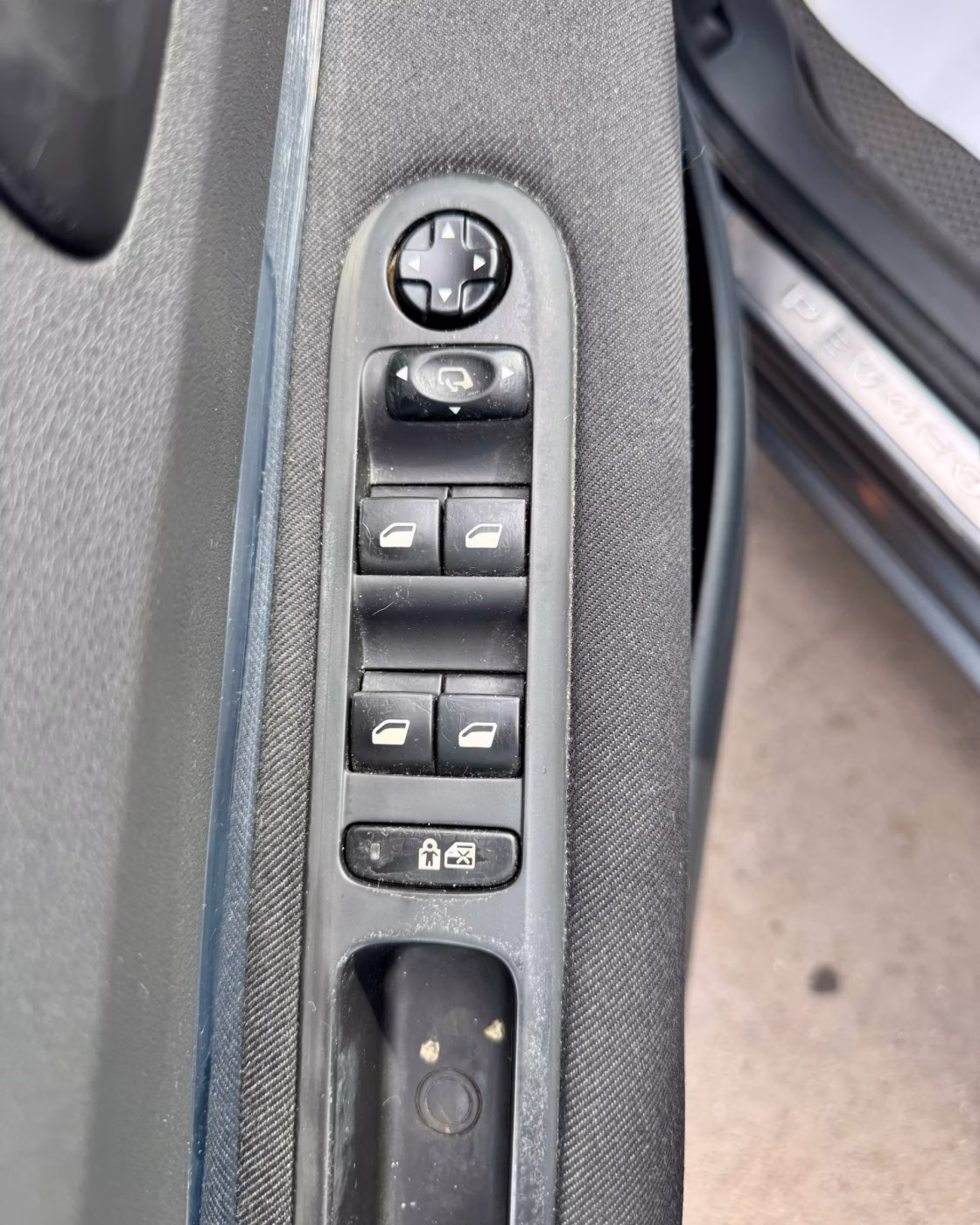 Peugeot 5008 фото 19