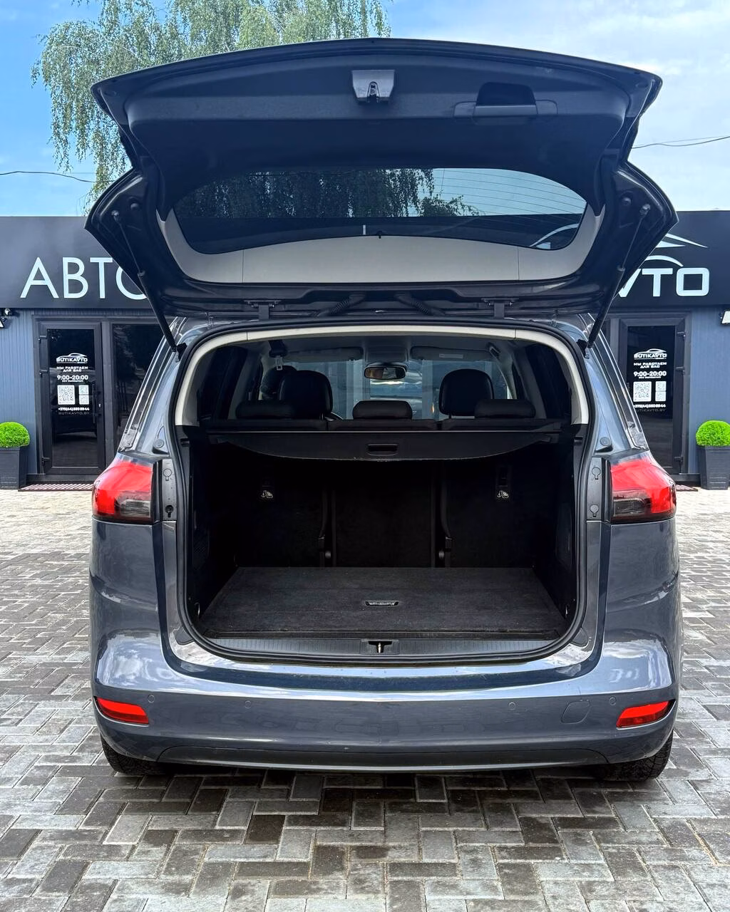 Opel Zafira фото 14