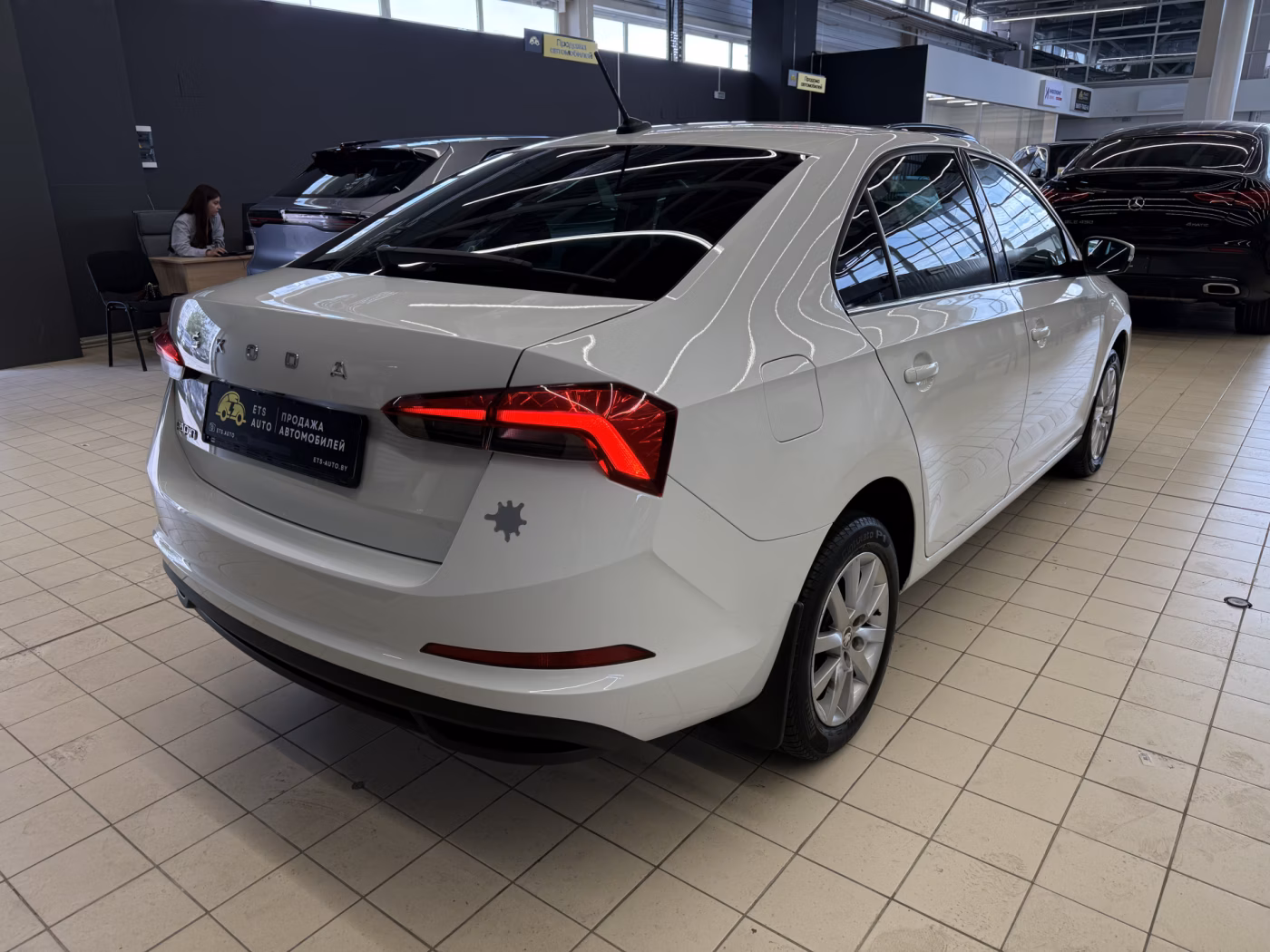 Skoda Rapid фото 5