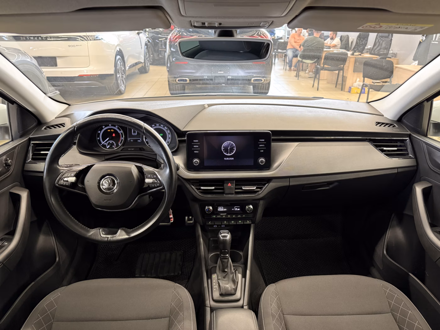Skoda Rapid фото 15