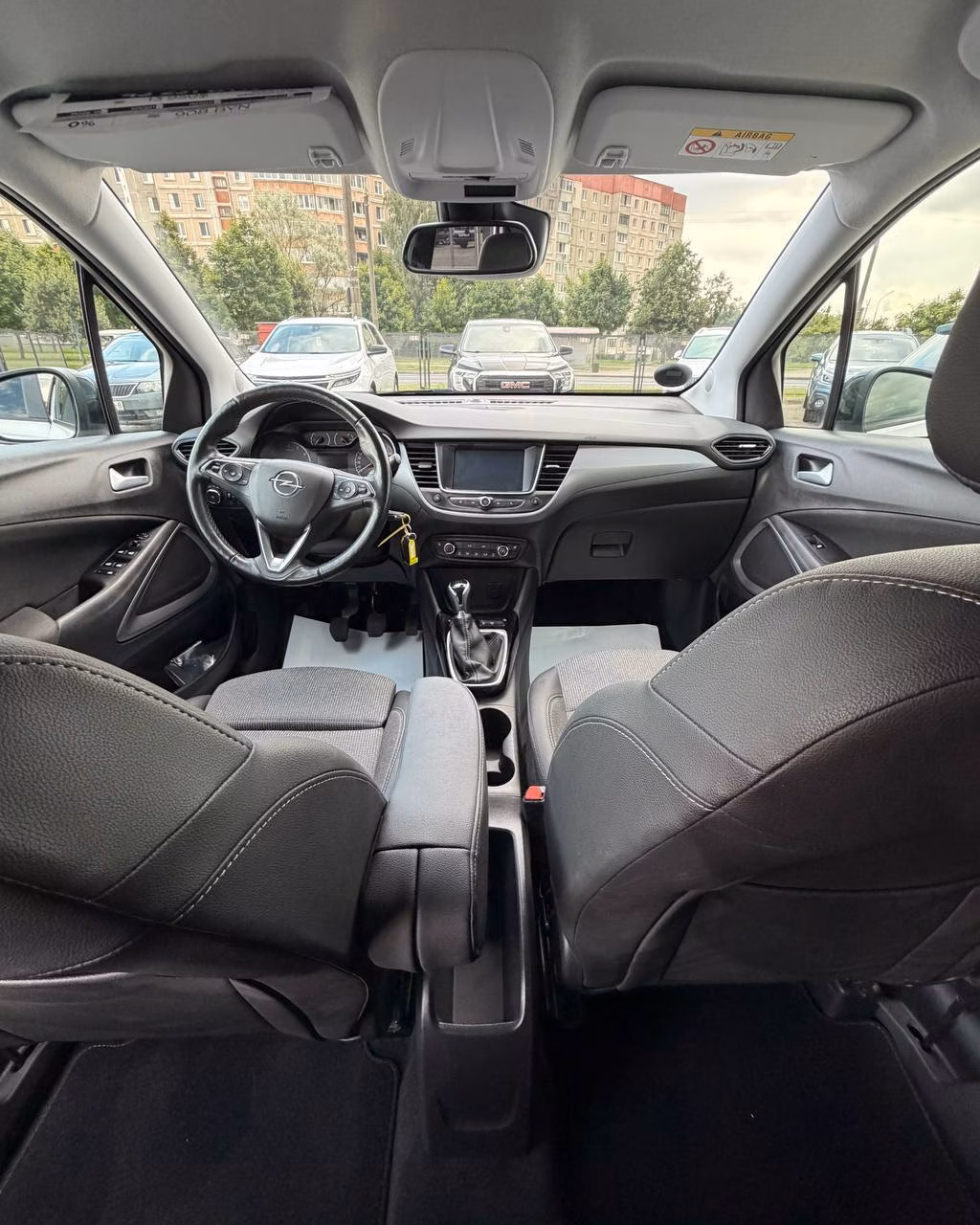 Opel Crossland X фото 10