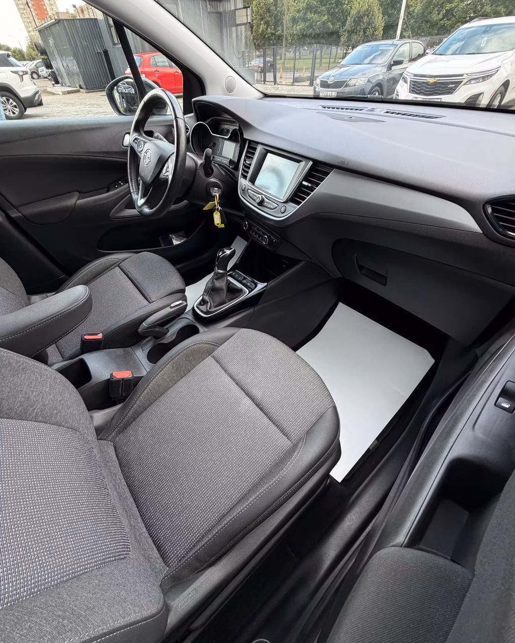 Opel Crossland X фото 11