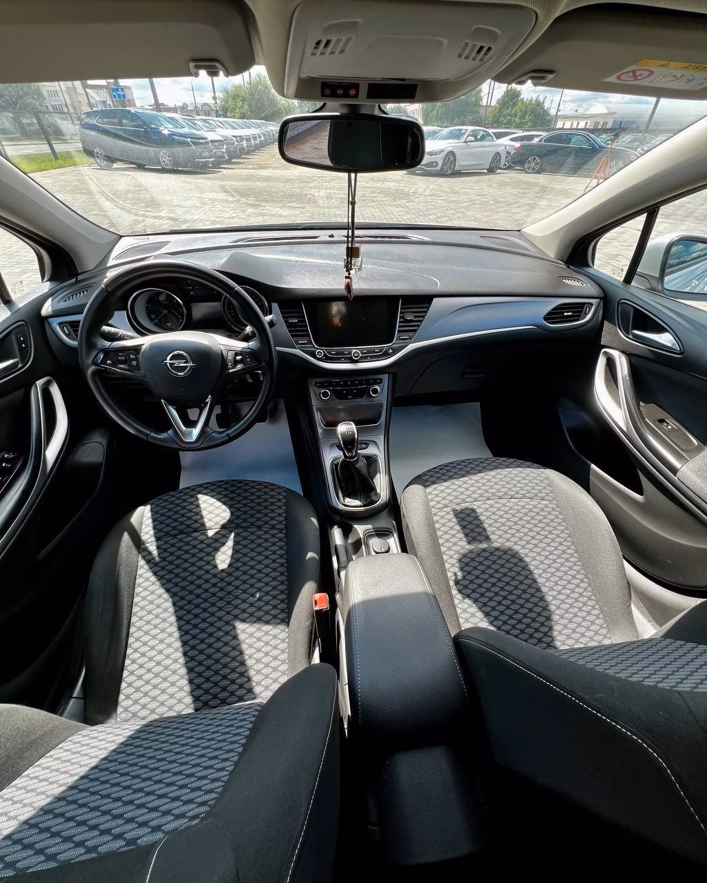 Opel Astra фото 10