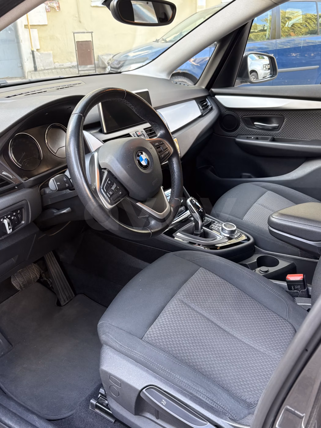 BMW 2 серия Active Tourer фото 10