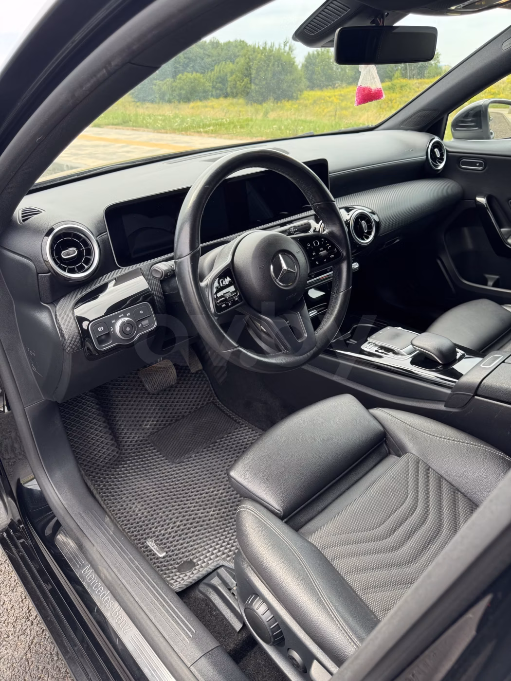 Mercedes-Benz A-Класс фото 15