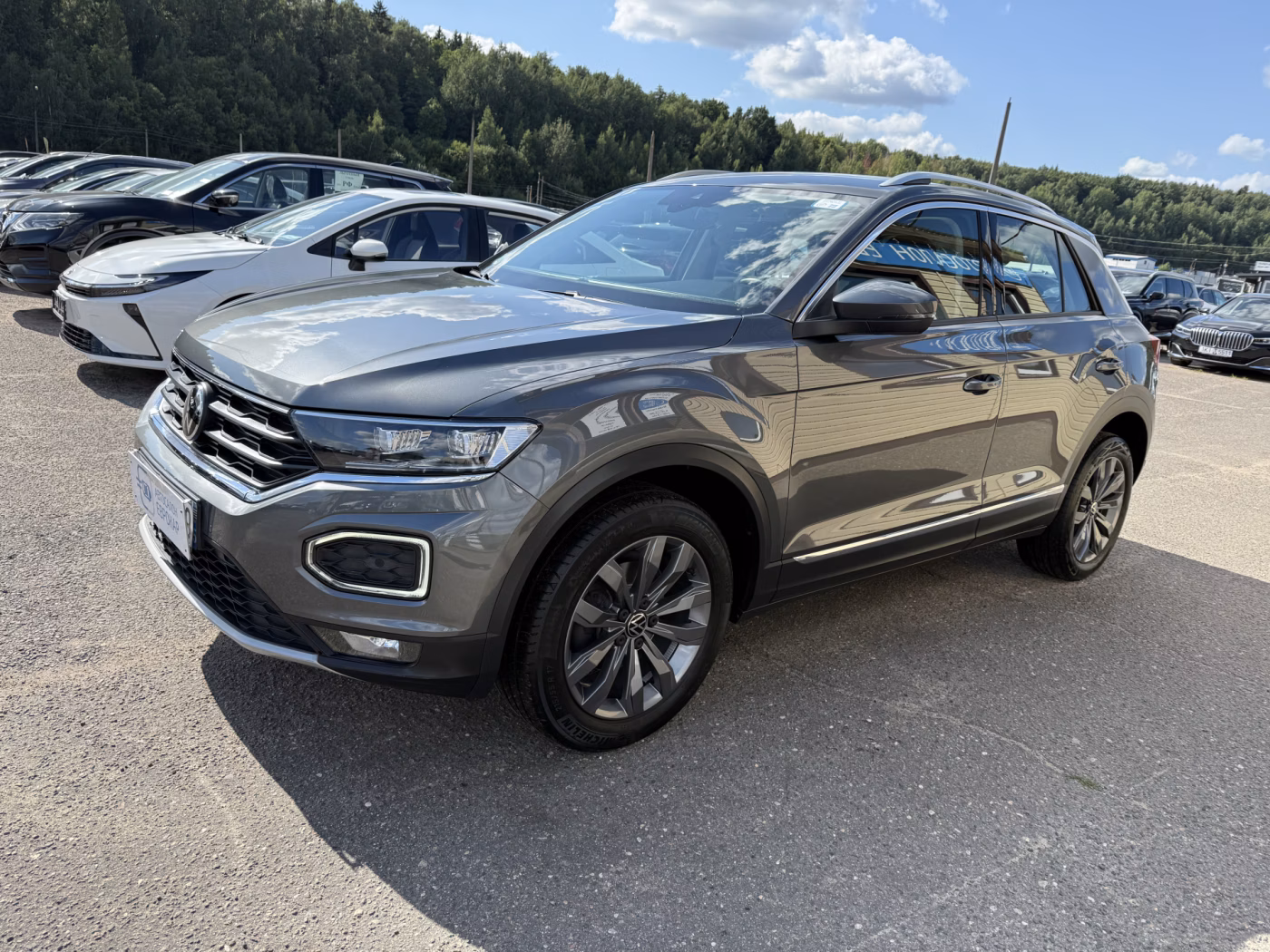 Volkswagen T-Roc фото 2