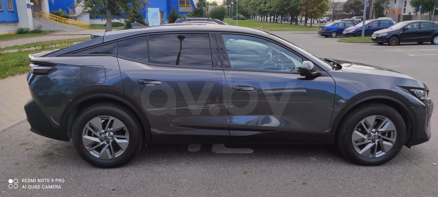 Peugeot 408X фото 9
