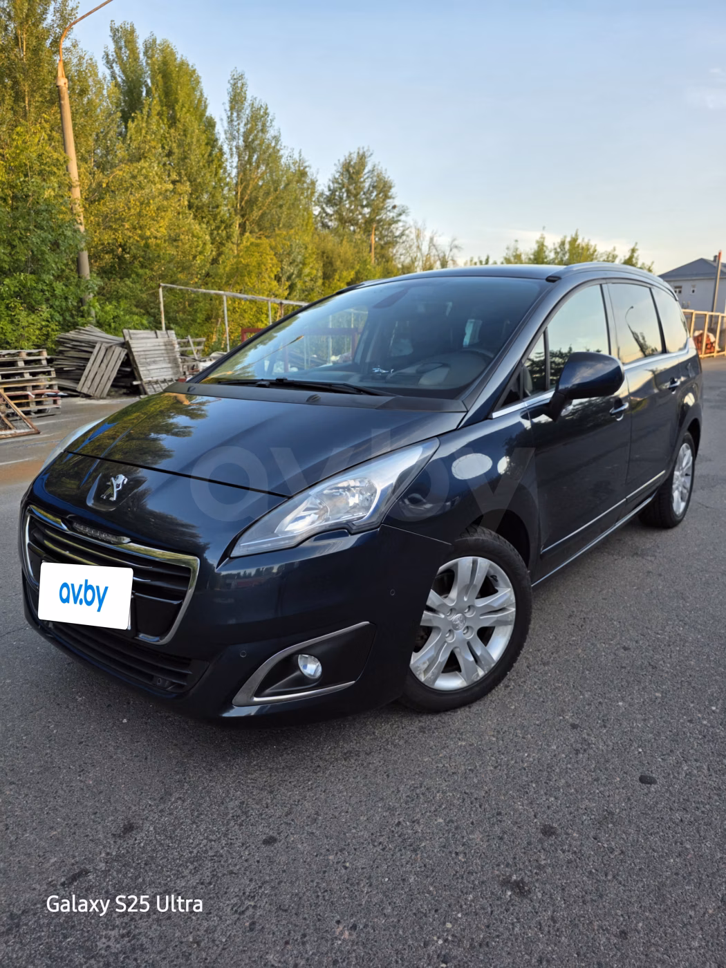 Peugeot 5008 фото 3