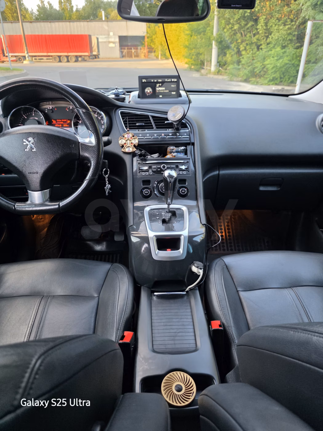 Peugeot 5008 фото 9