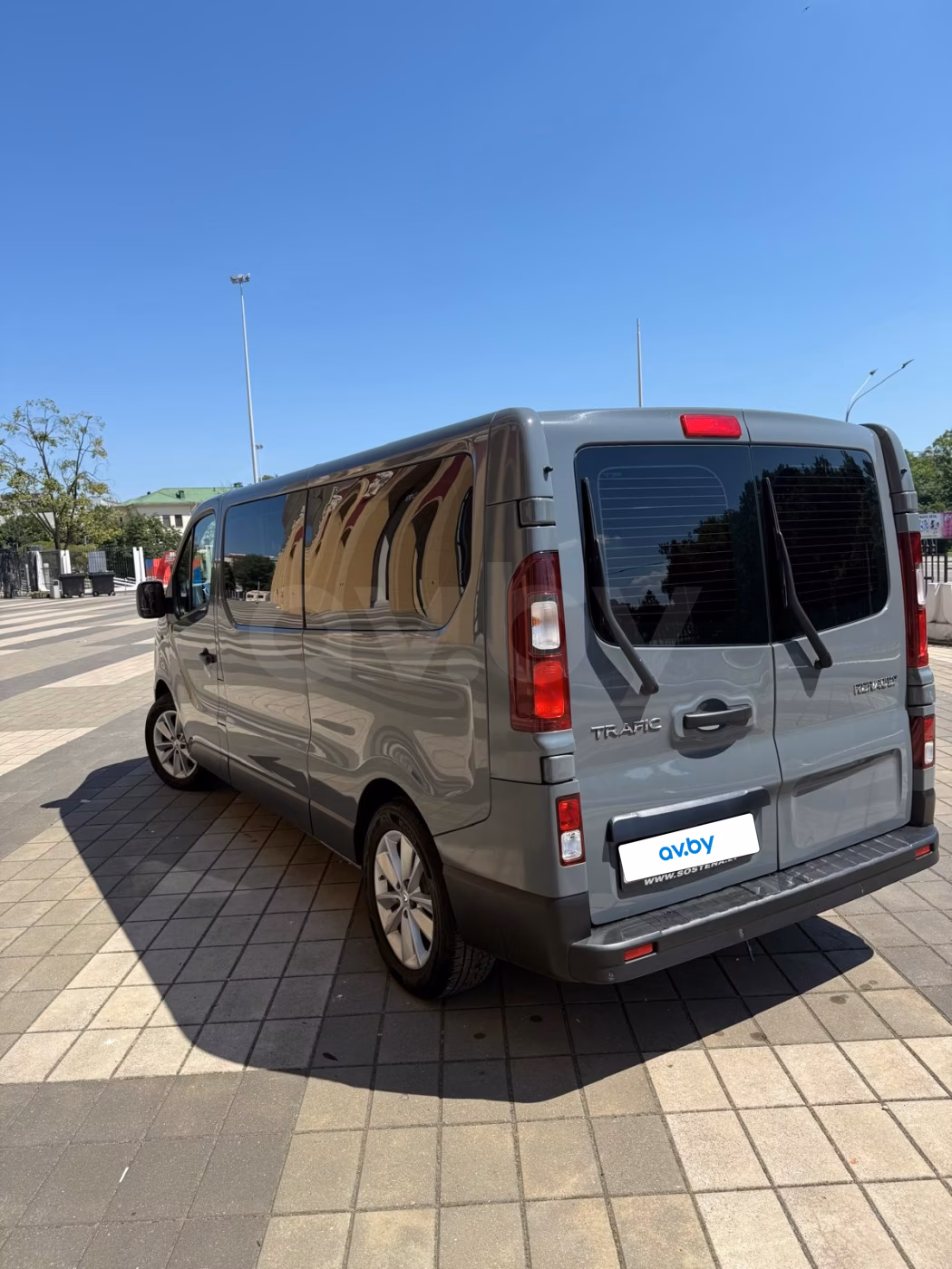 Renault Trafic фото 7