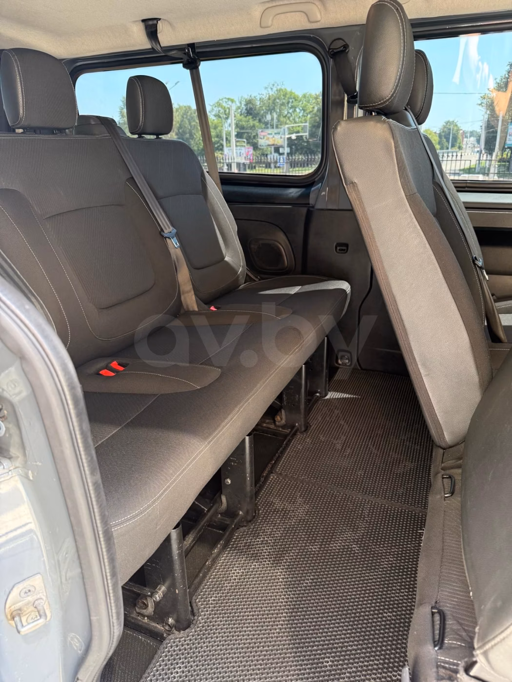 Renault Trafic фото 14