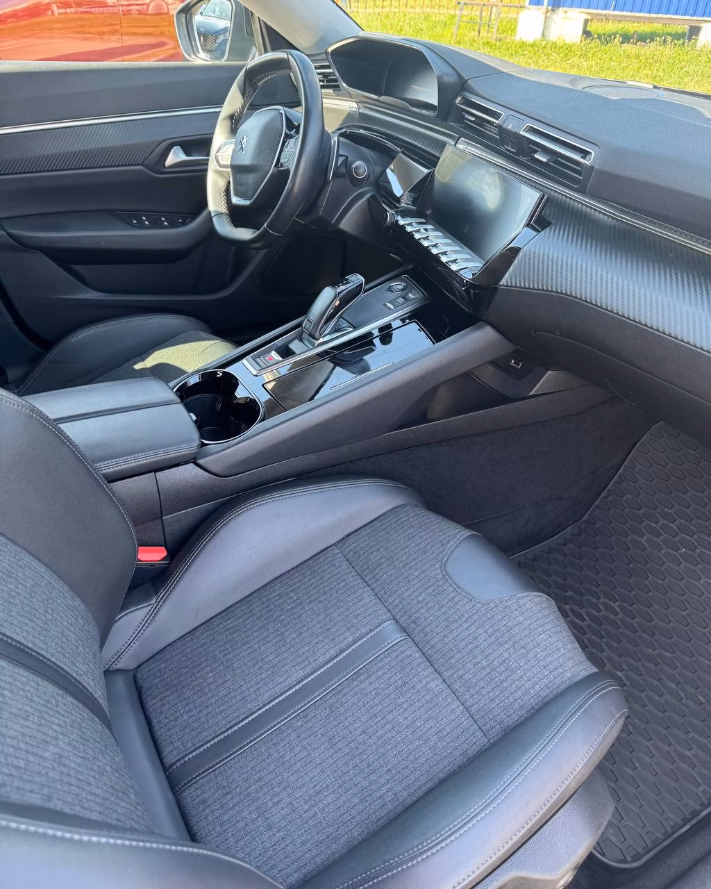 Peugeot 508 фото 14
