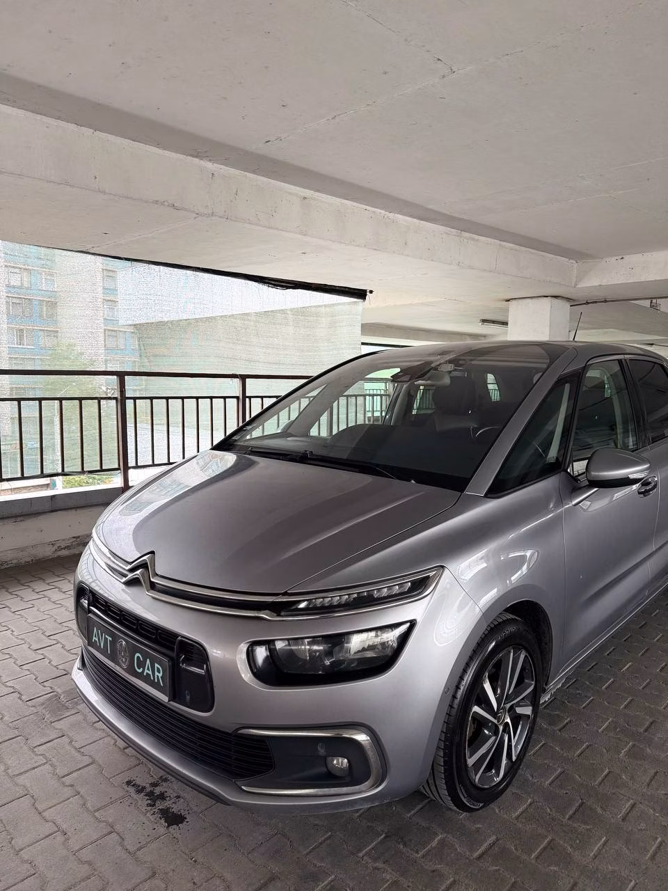Citroen C4 Picasso фото 3