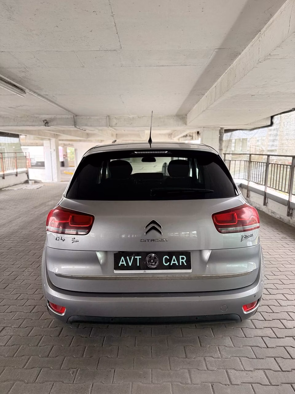 Citroen C4 Picasso фото 6