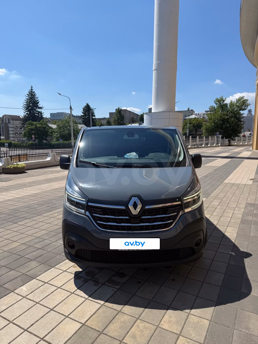Renault Trafic фото 4