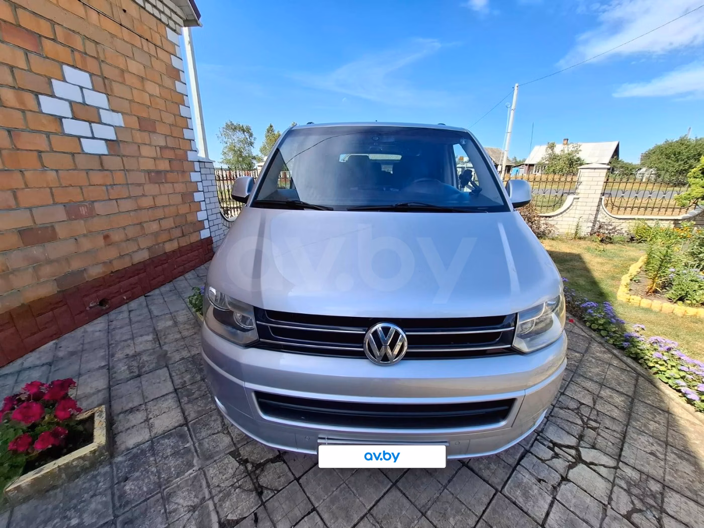 Volkswagen Caravelle фото 6