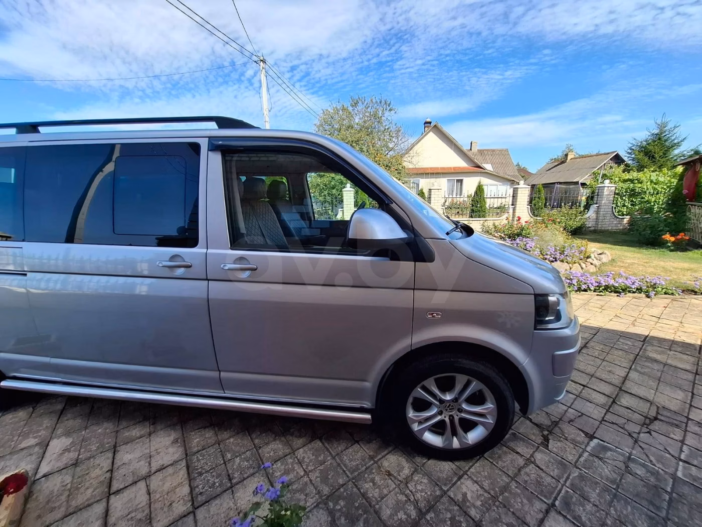 Volkswagen Caravelle фото 3