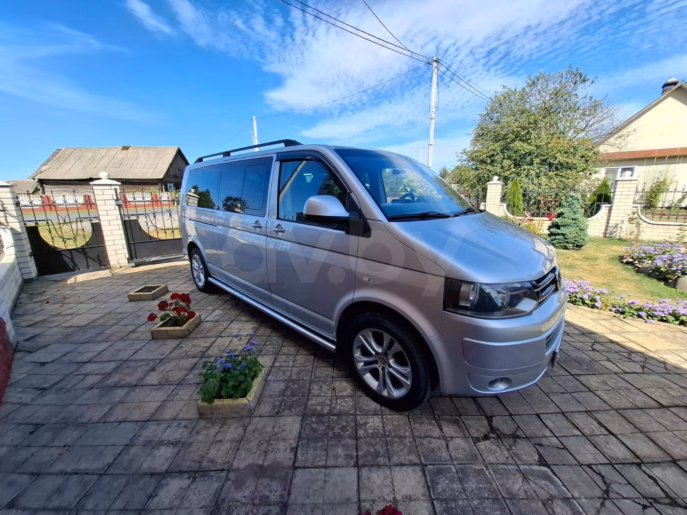 Volkswagen Caravelle фото 10