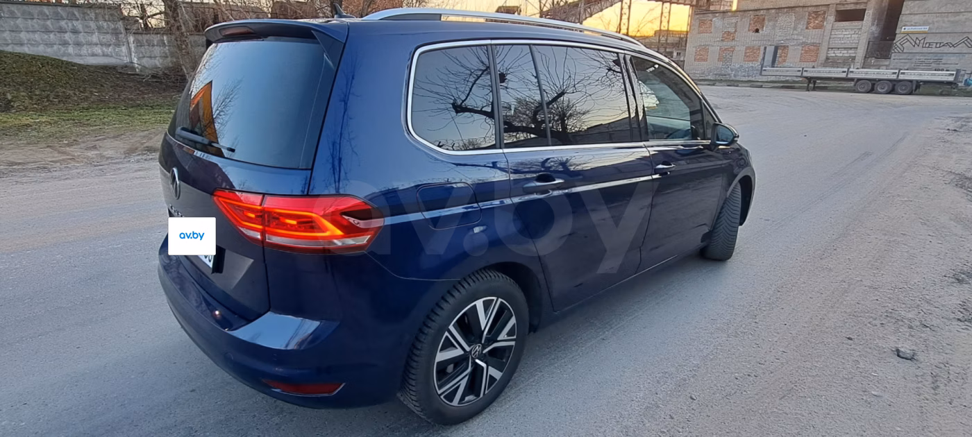 Volkswagen Touran фото 4