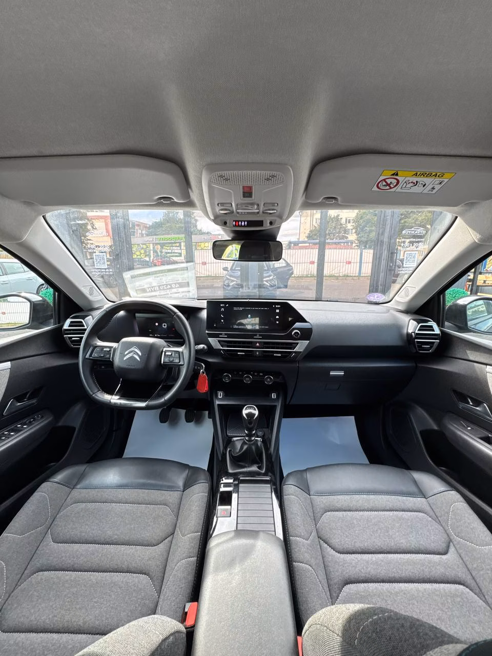 Citroen C4 фото 12