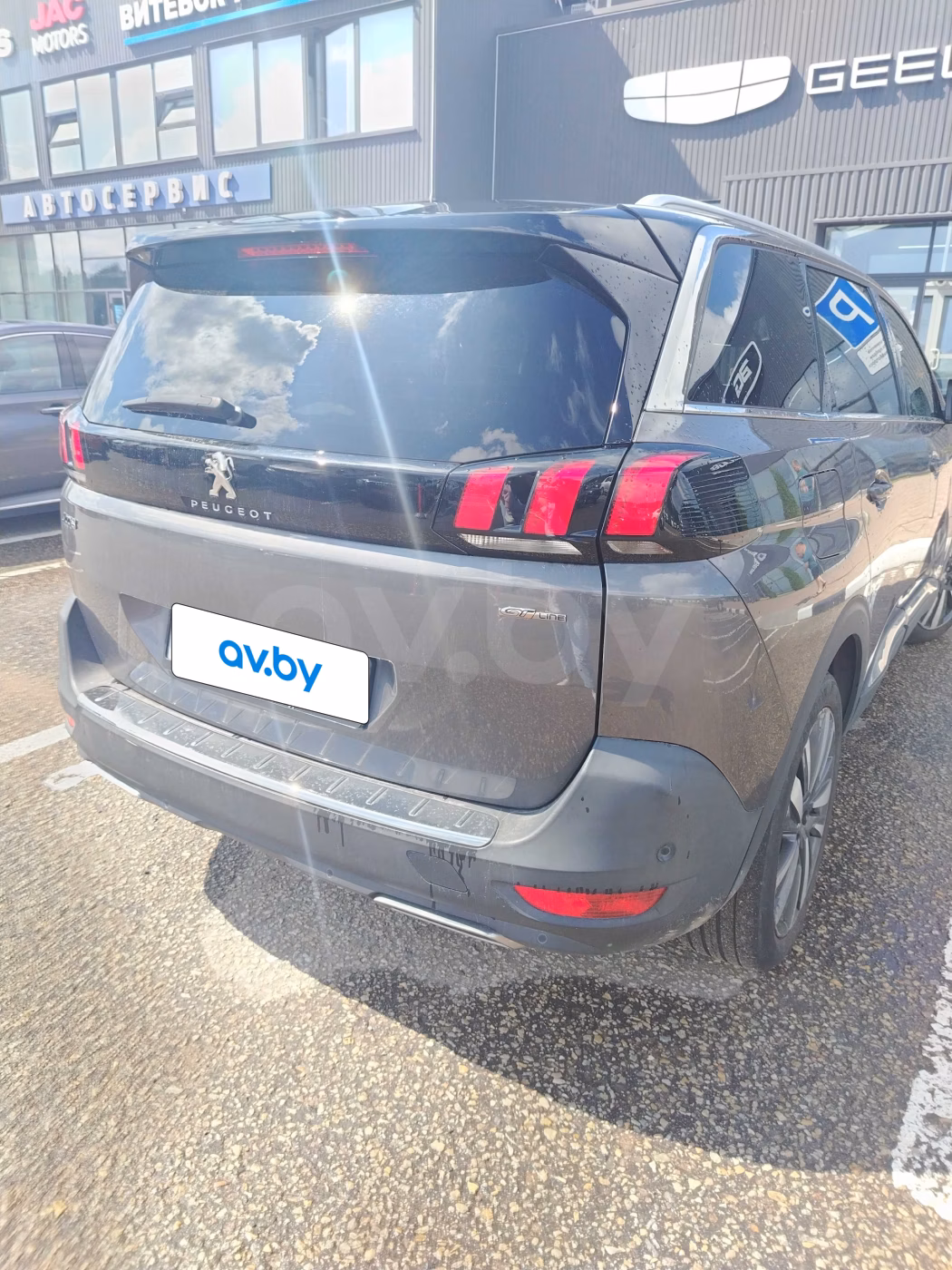 Peugeot 5008 фото 2