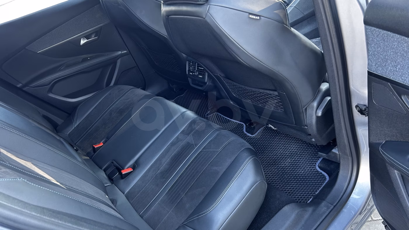 Peugeot 3008 фото 16
