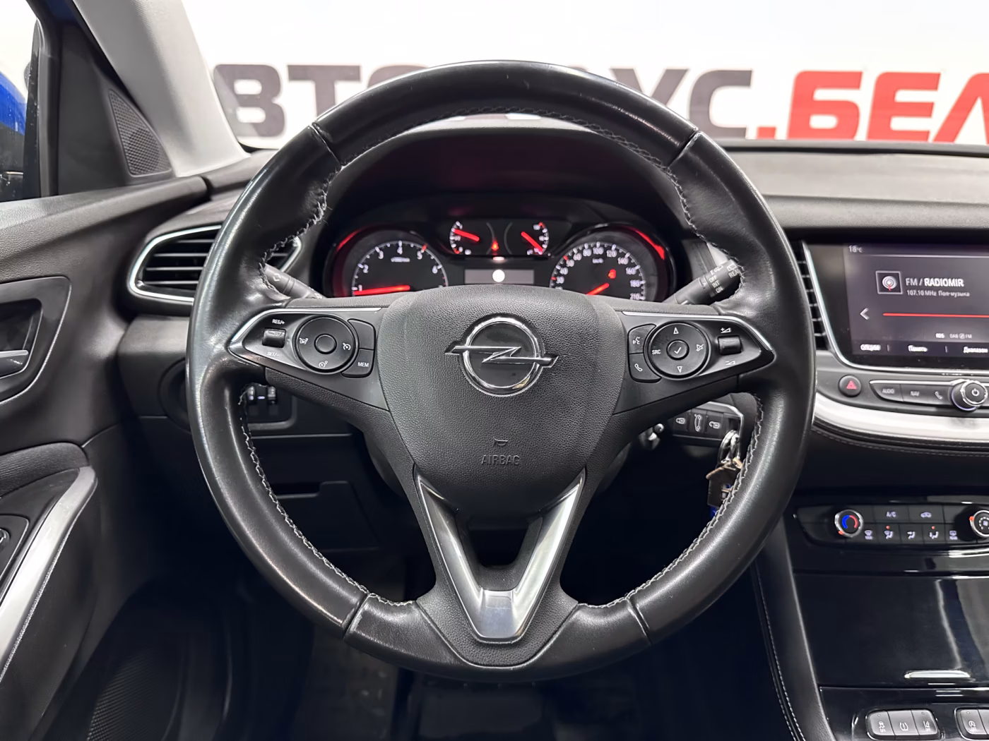 Opel Grandland X фото 12